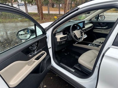 2025 Lincoln Corsair Premiere