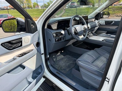 2021 Lincoln Navigator L Black Label