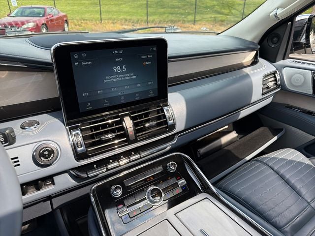 2021 Lincoln Navigator L Black Label