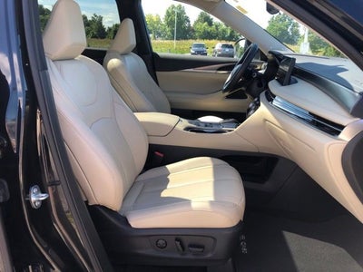 2025 INFINITI QX60 LUXE