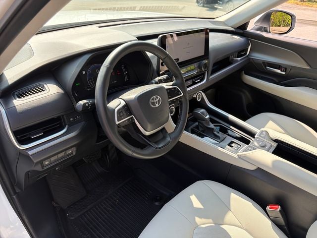 2025 Toyota Grand Highlander Hybrid XLE