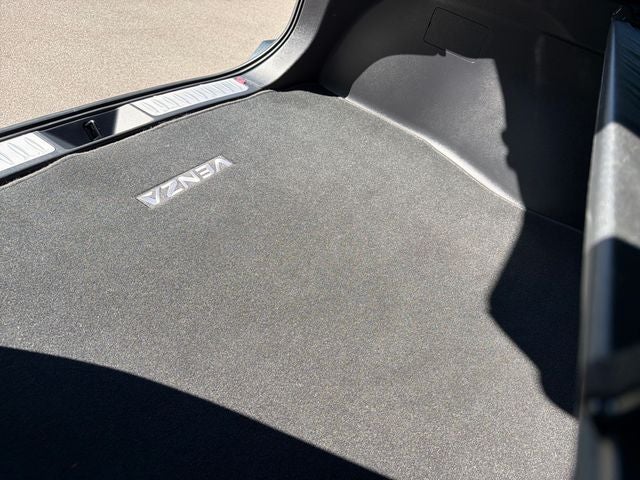 2022 Toyota Venza XLE
