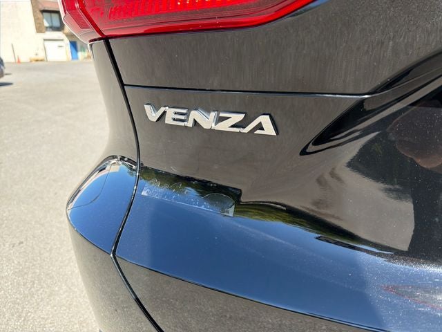 2022 Toyota Venza XLE
