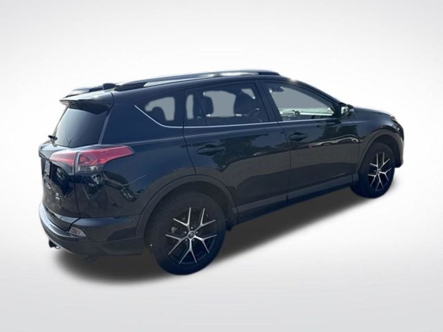 2017 Toyota RAV4 SE