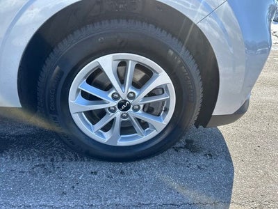 2022 Kia Carnival LXS