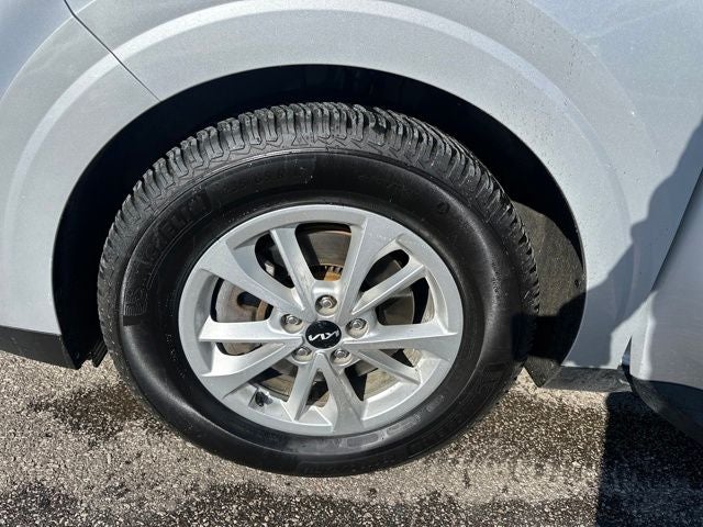 2022 Kia Carnival LXS