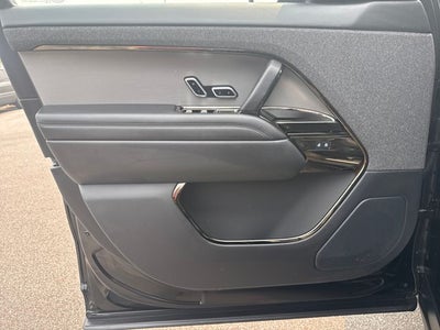 2025 Land Rover Range Rover Sport SE