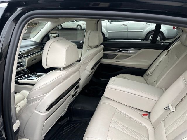 2018 BMW 7 Series 750i xDrive