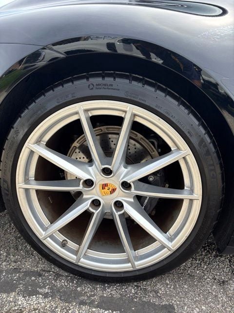 2024 Porsche 911 Carrera 4