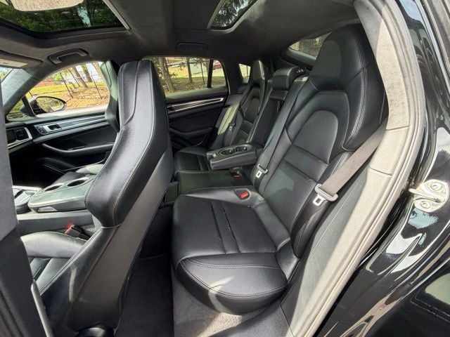 2021 Porsche Panamera GTS