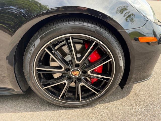 2021 Porsche Panamera GTS