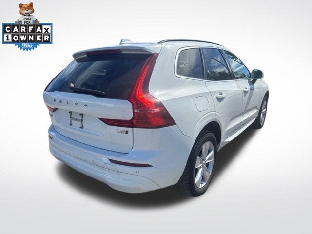 2022 Volvo XC60 B5 Momentum