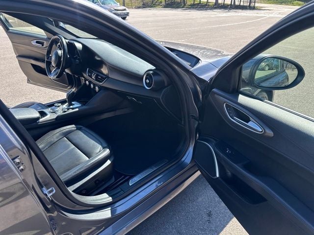 2023 Alfa Romeo Giulia Ti