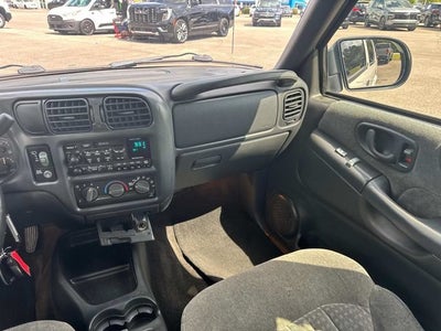 2002 Chevrolet Blazer LS
