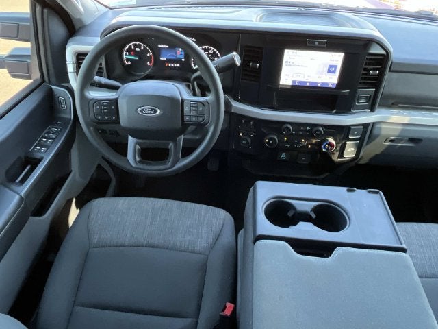 2025 Ford Super Duty F-550 DRW XL