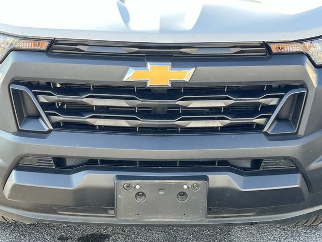 2024 Chevrolet Colorado WT