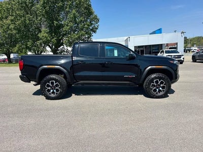 2024 GMC Canyon AT4X