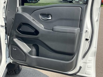 2022 Nissan Frontier Crew Cab PRO-X 4x2