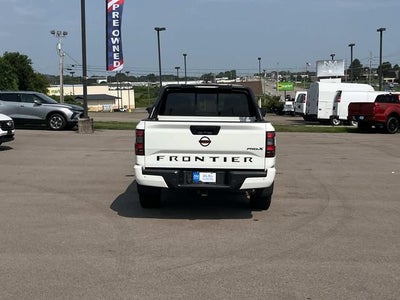 2022 Nissan Frontier Crew Cab PRO-X 4x2