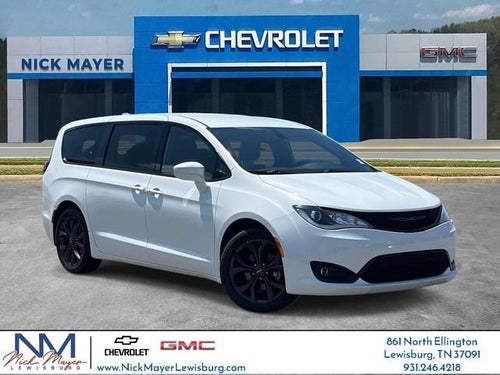 2020 Chrysler Pacifica Touring