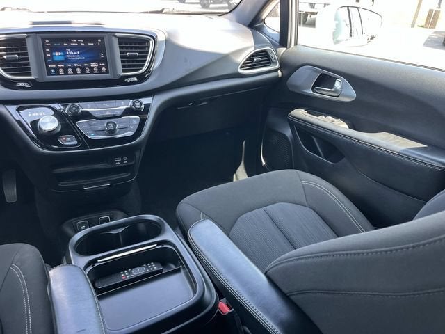 2020 Chrysler Pacifica Touring
