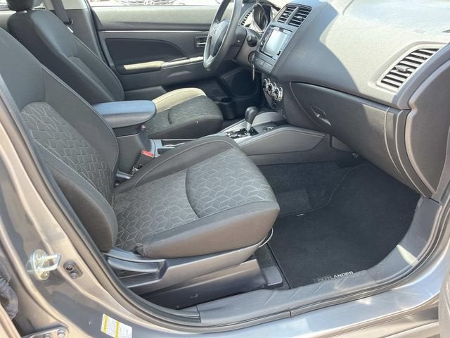 2024 Mitsubishi Outlander Sport S