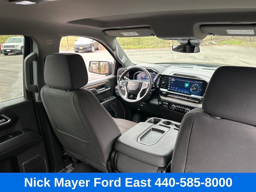 2025 Chevrolet Silverado 1500 LT LT1