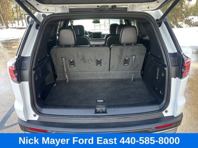 2024 GMC Acadia Elevation