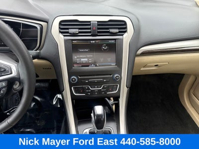 2016 Ford Fusion SE