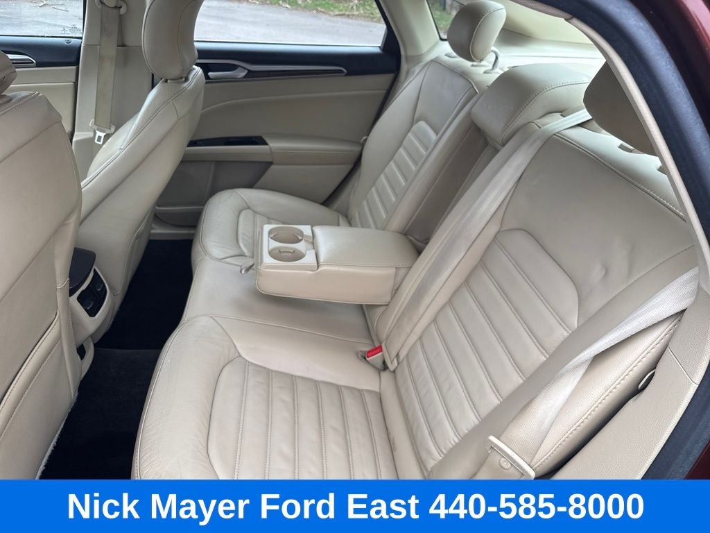 2016 Ford Fusion SE