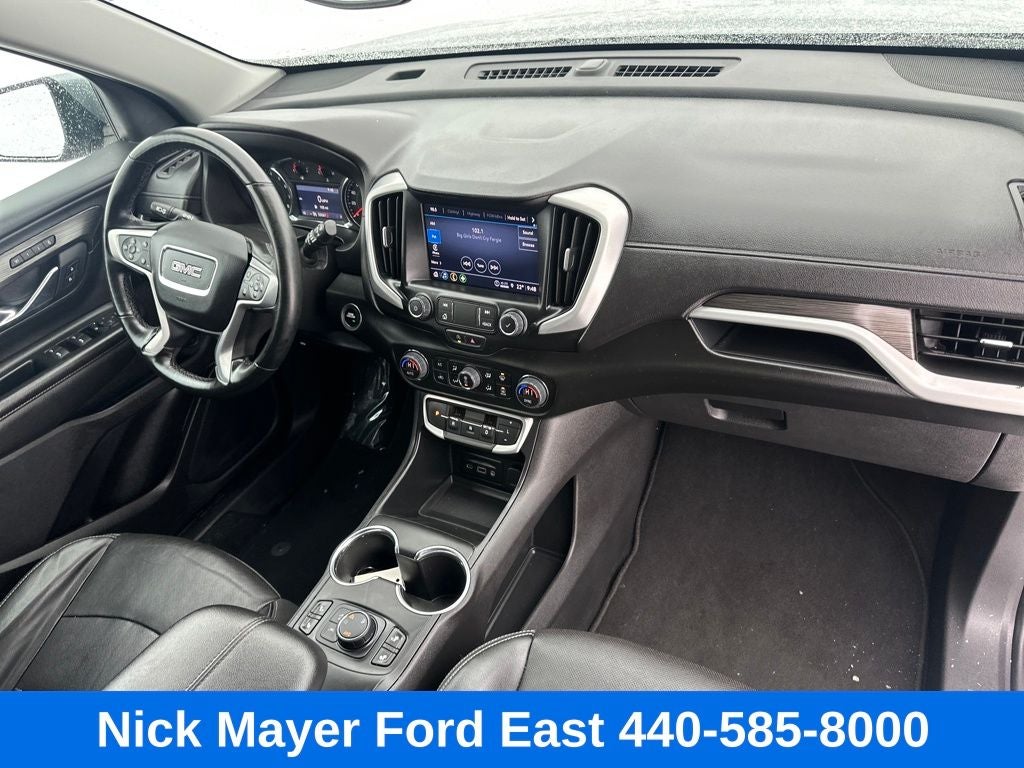 2023 GMC Terrain SLT