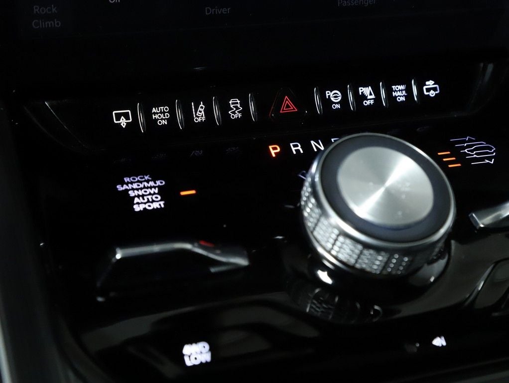 2022 Jeep Grand Wagoneer Series II