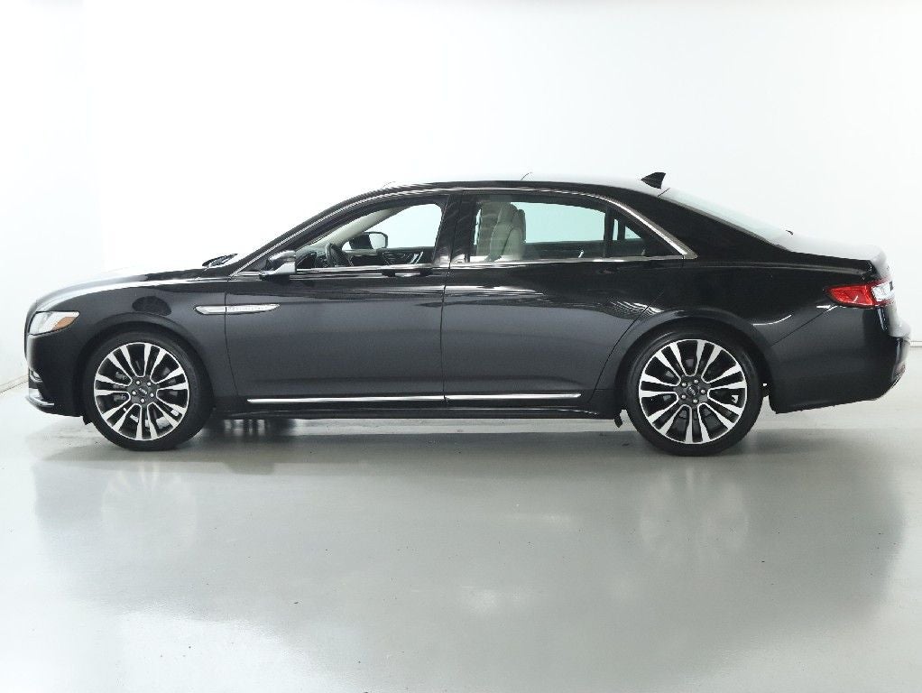 2019 Lincoln Continental Select