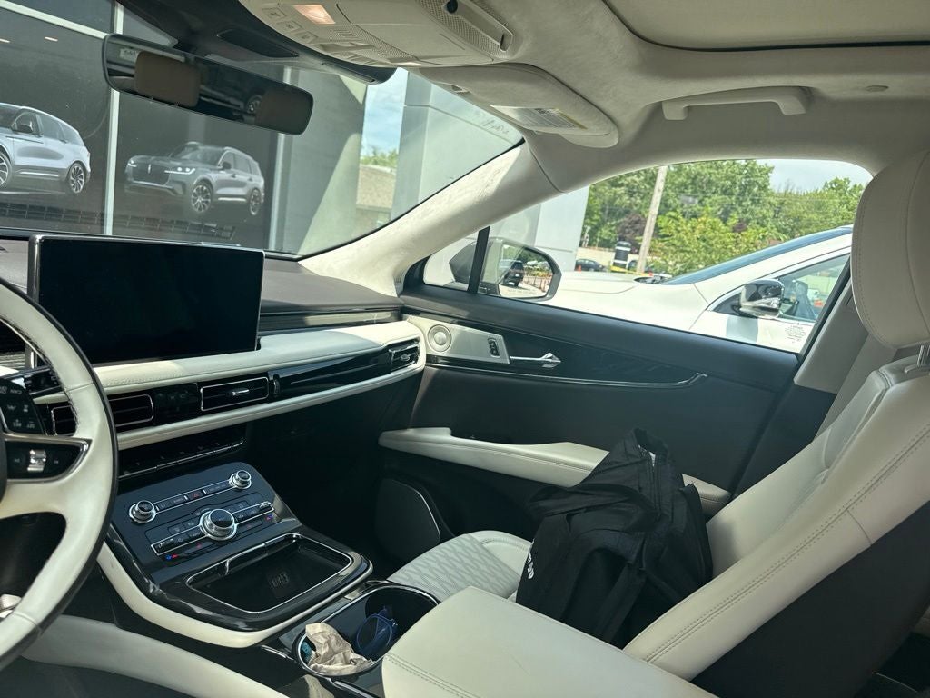 2023 Lincoln Nautilus Black Label