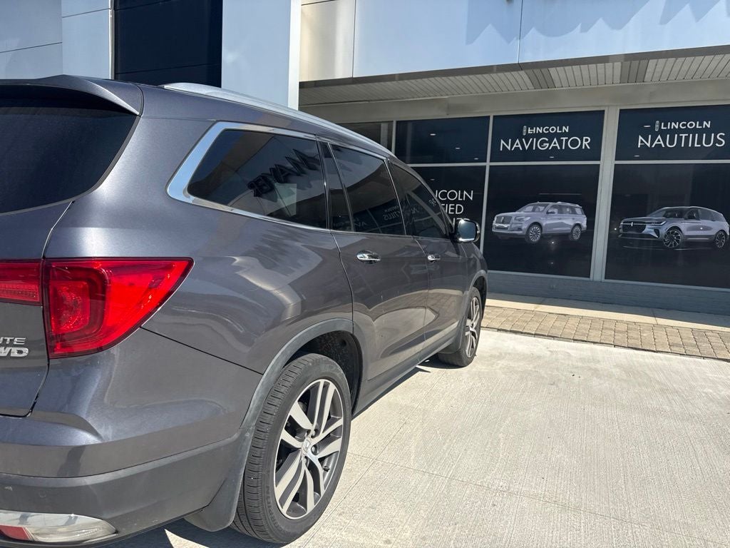 2017 Honda Pilot Elite