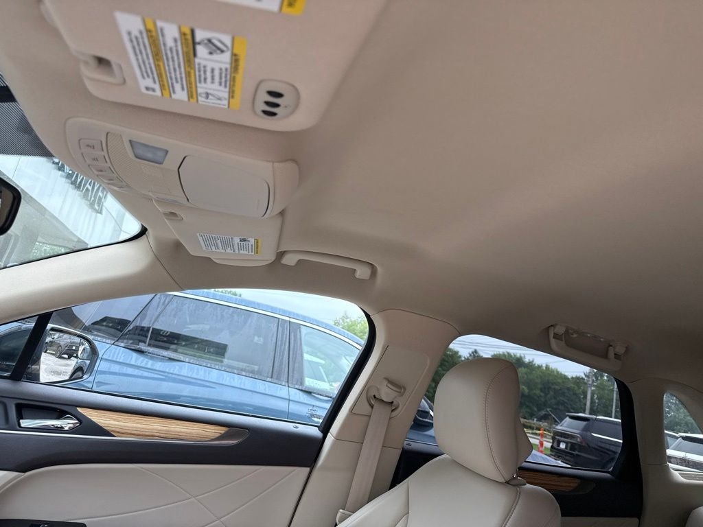 2015 Lincoln MKC Base