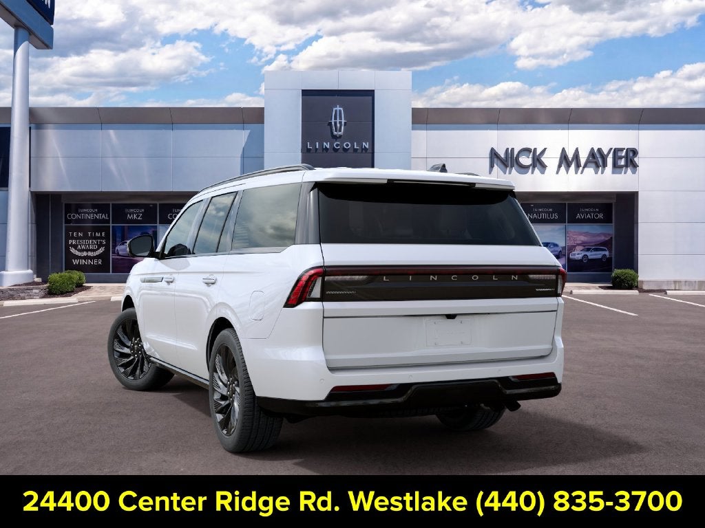 2027 Lincoln Navigator Reserve