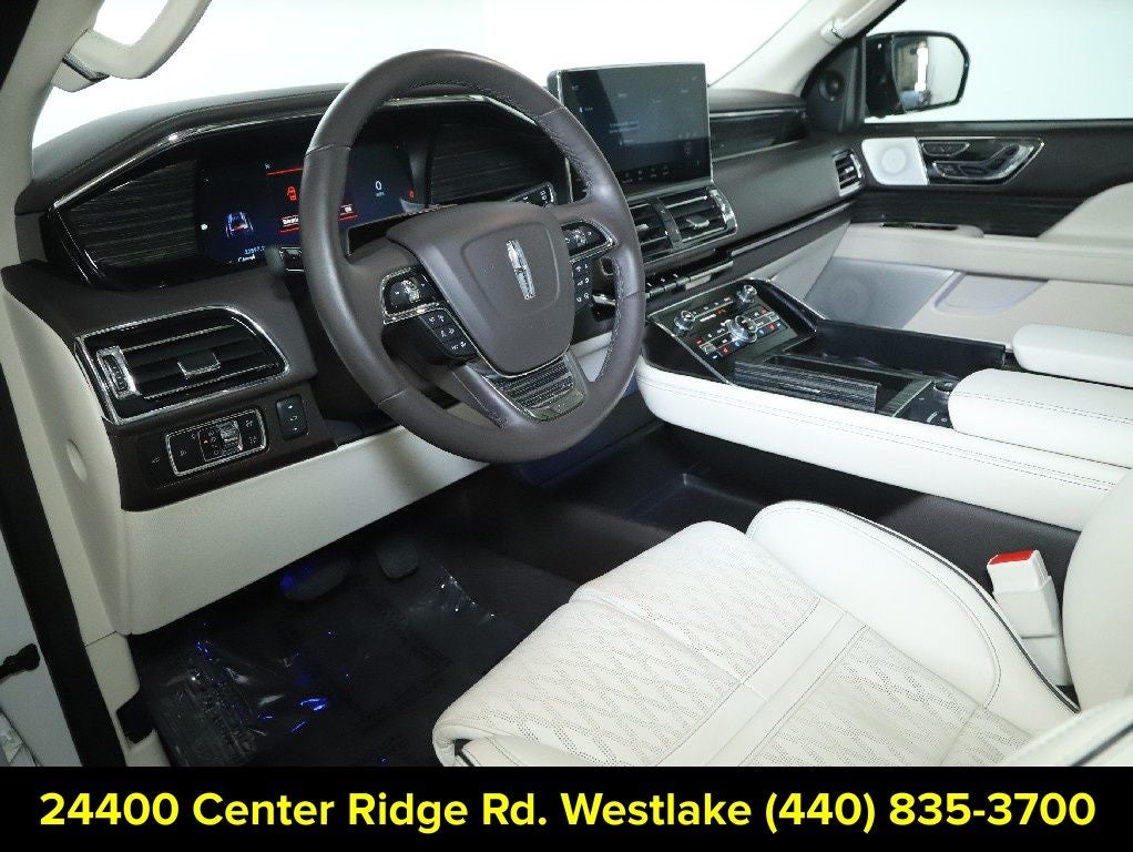 2024 Lincoln Navigator Black Label