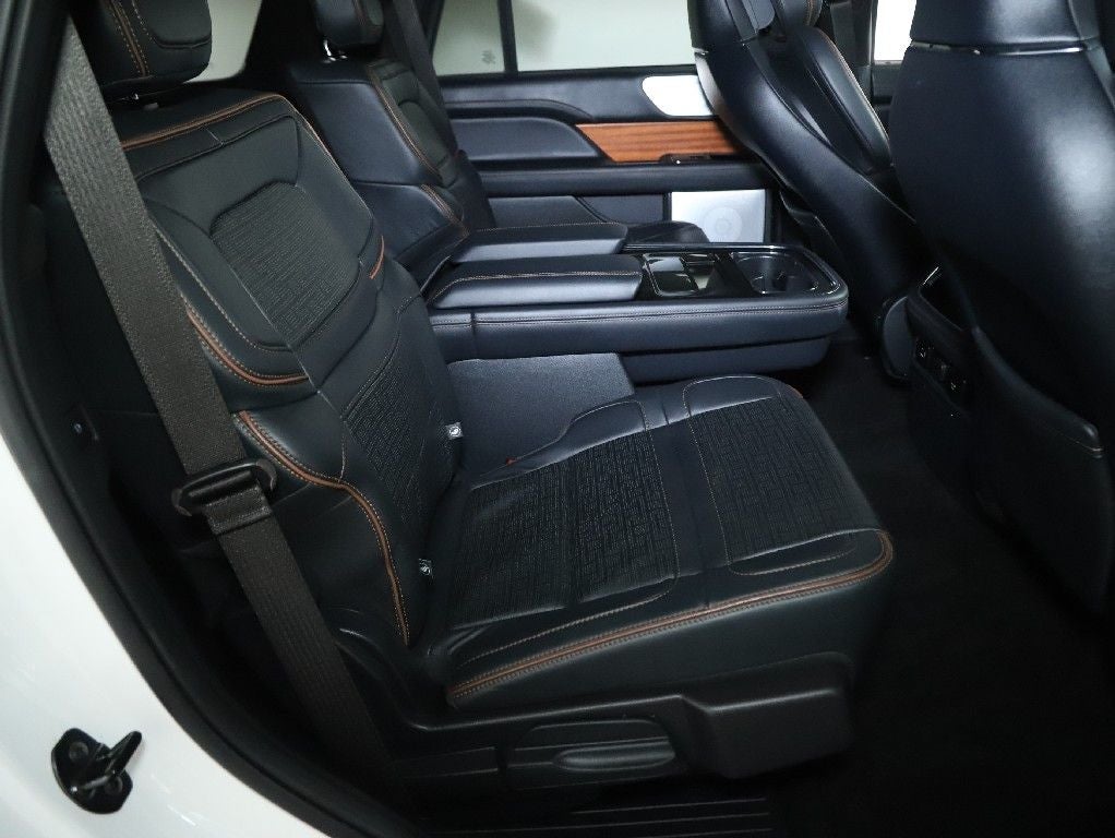 2023 Lincoln Navigator Black Label