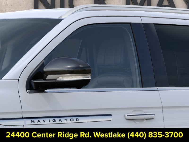 2027 Lincoln Navigator Premiere