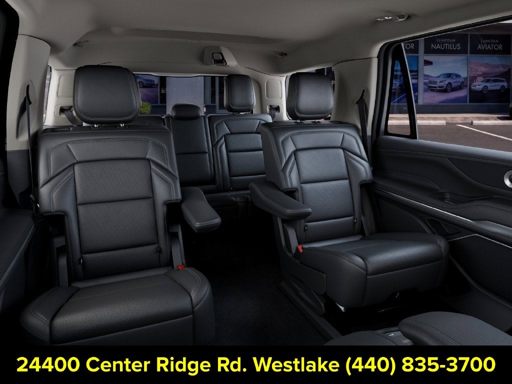 2027 Lincoln Navigator Premiere