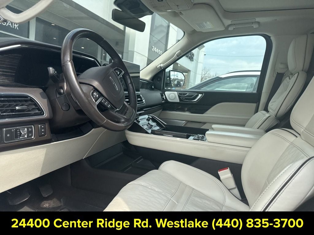 2022 Lincoln Navigator L Black Label