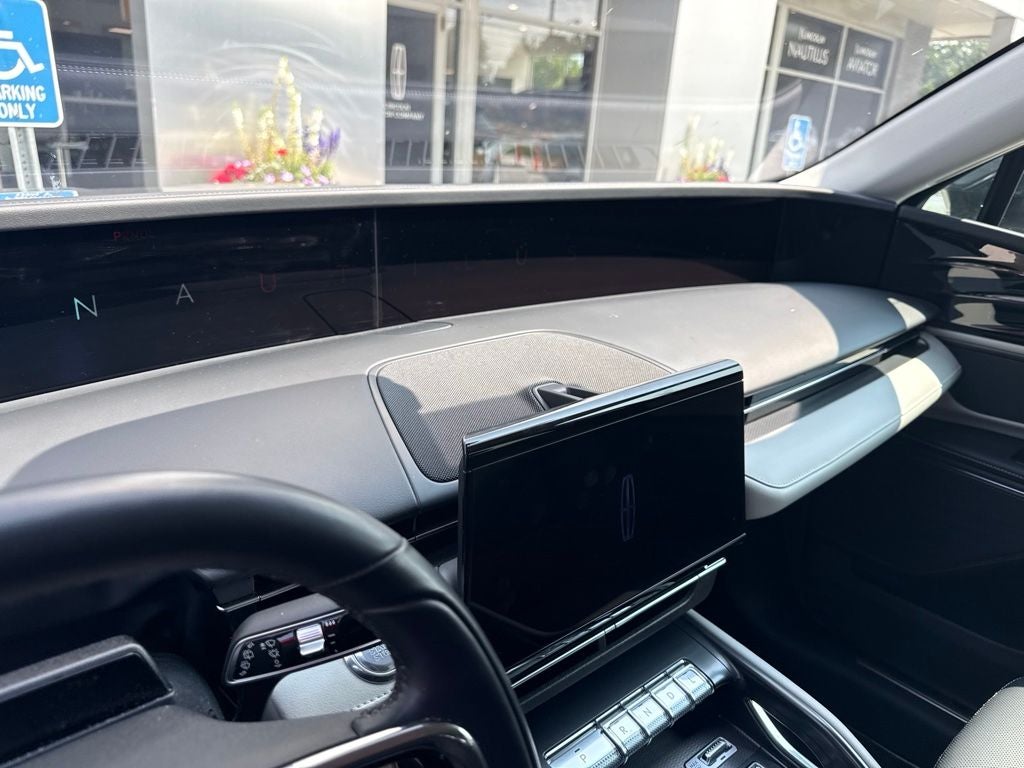 2025 Lincoln Nautilus Premiere