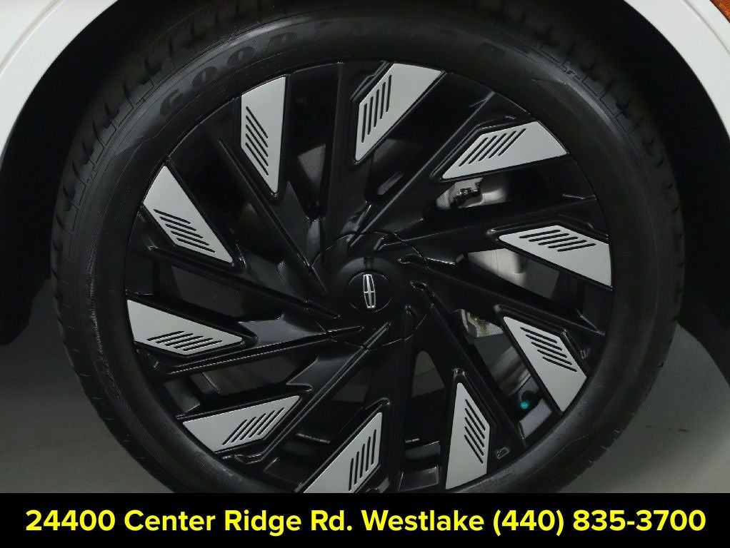 2024 Lincoln Nautilus Reserve