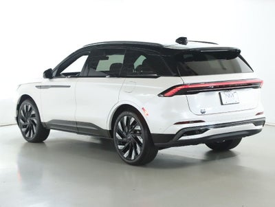 2024 Lincoln Nautilus Reserve