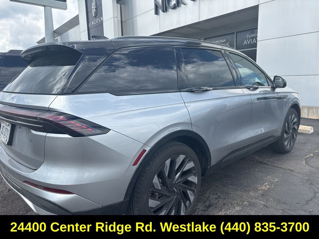 2025 Lincoln Nautilus Reserve