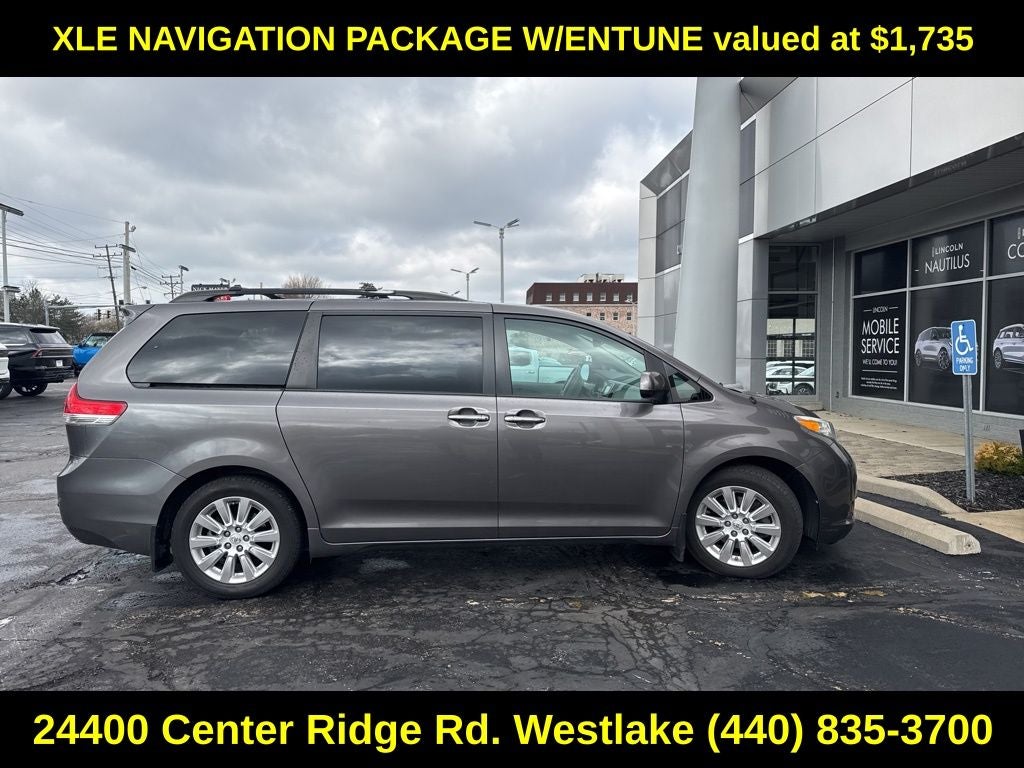 2014 Toyota Sienna XLE 7 Passenger