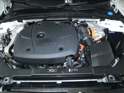 2022 Volvo S60 Recharge Plug-In Hybrid T8 R-Design Expression