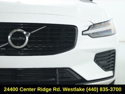 2022 Volvo S60 Recharge Plug-In Hybrid T8 R-Design Expression