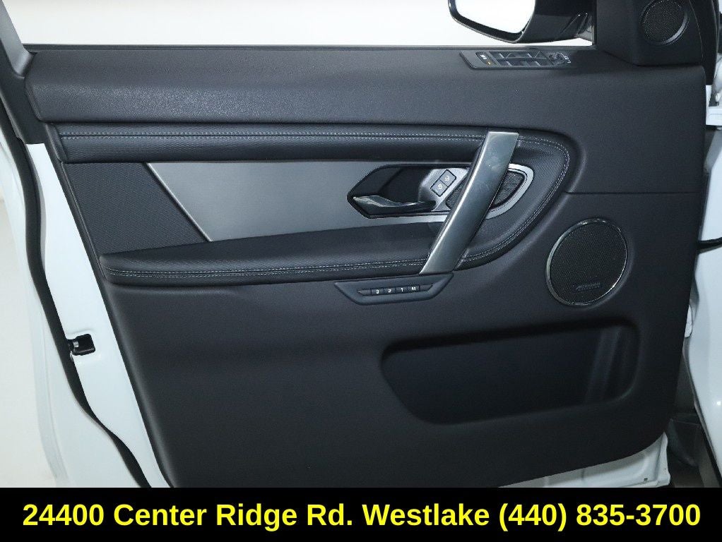 2024 Land Rover Discovery Sport SE